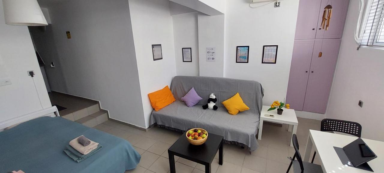 Honeybee 1 - Sunny Studio In The Center Of Rafina Exterior photo
